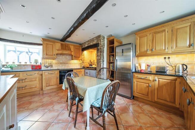 Bricklayers Cottage, 11 Careys Road, Pury End