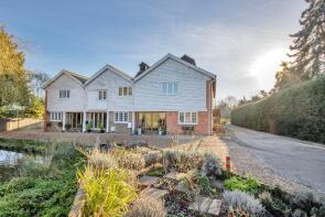 1, Hertsfield Oast, Staplehurst Road, Tonbridge TN12 9BW