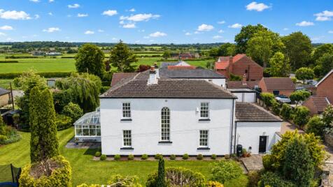 Burnhill House, Doncaster Road, East Hardwick, Pontefract