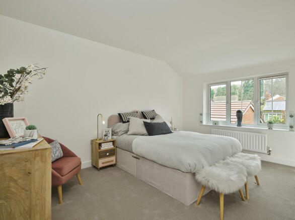 4 bed Detached for sale Image 11