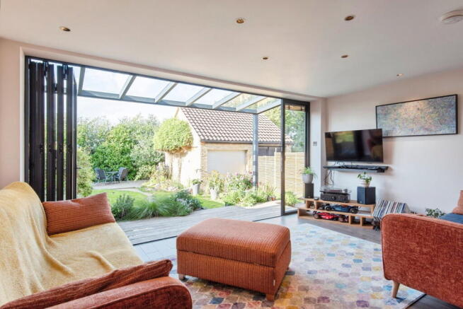 Bluebell Drive, Lower Stondon, Henlow, SG16 6NN photo 4