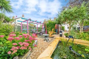 62, Westbourne Avenue, Clevedon BS21 7XY