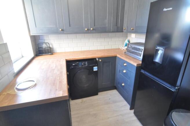 1 bed House Share to rent Image 5