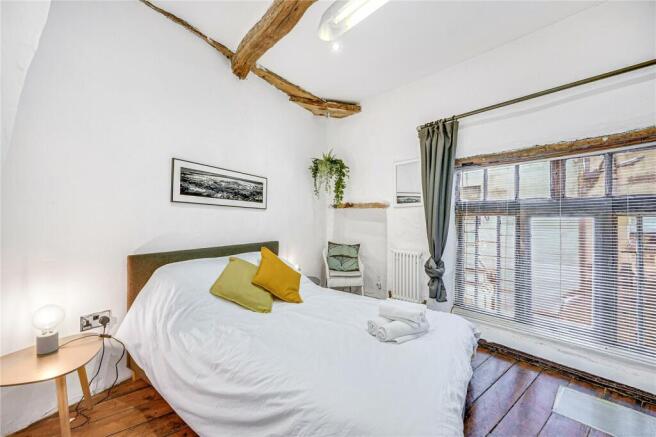 3 bed Terraced for sale Image 11