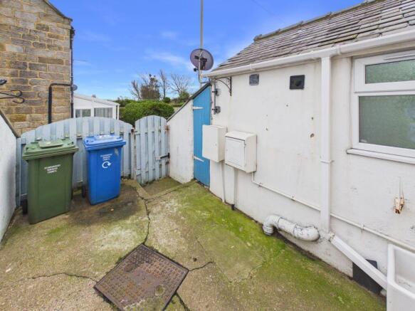 2 bed Cottage for sale Image 11
