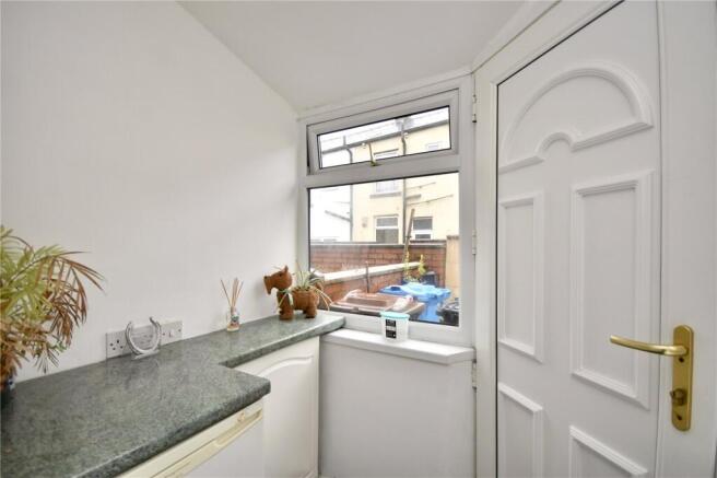 2 bed Terraced for sale Image 8