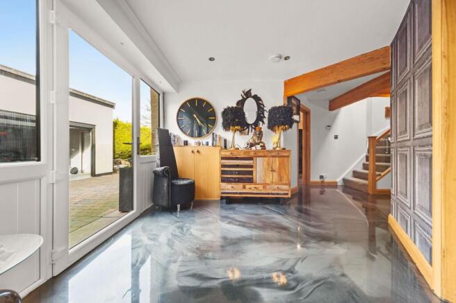 7 bed Barn Conversion for sale Image 10
