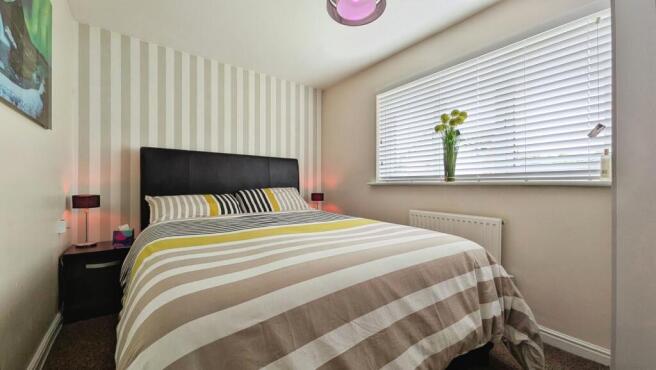 2 bed Semi-Detached for sale Image 9