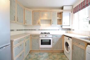 13, Gladstone Gardens, Hounslow TW3 4ND