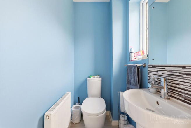 3 bed Detached for sale Image 10