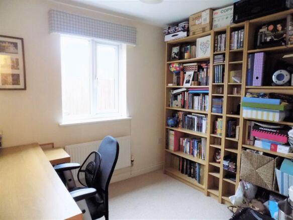 Photo 10