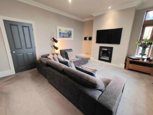 2 bed Apartment for sale Image 9