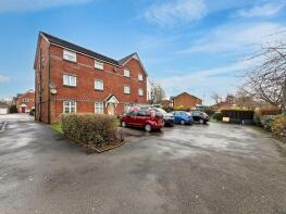 31, Dixon Green Drive, Farnworth, Bolton BL4 7EE