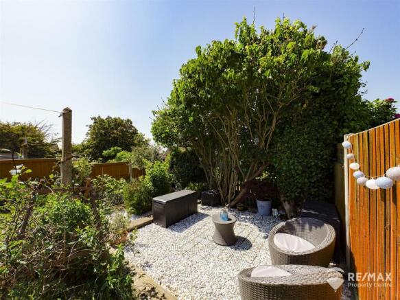Rear Garden 2.jpg