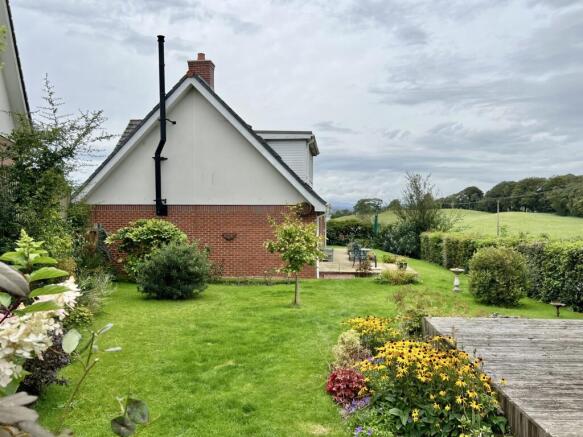 15 Templand, Crossmichael - Williamson and Henry