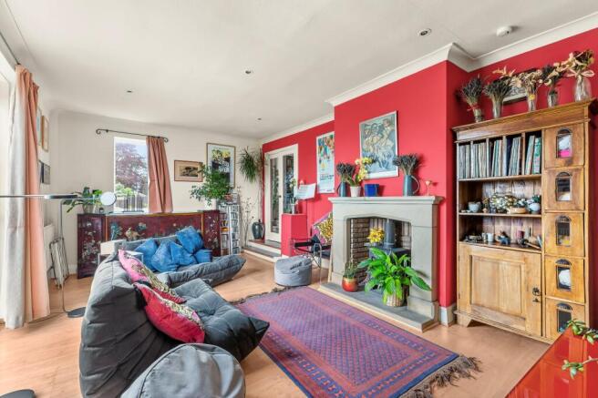 3 bed Detached for sale Image 4
