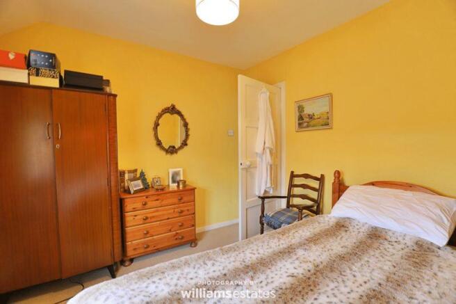 Bedroom One (2)