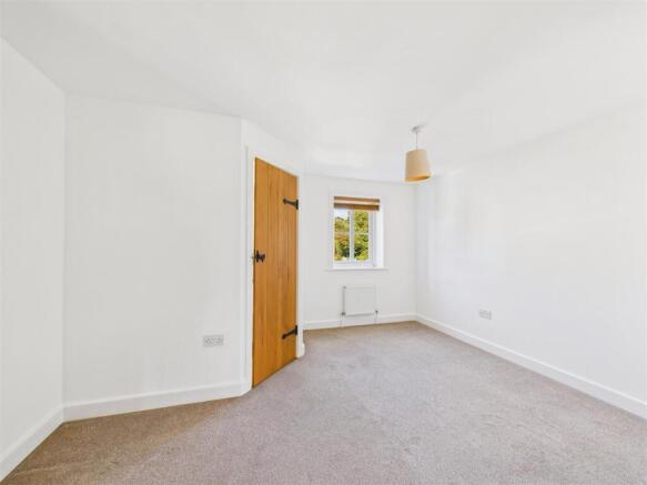 2 bed Terraced for sale Image 9