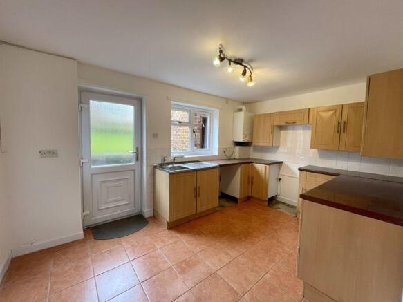 Kitchen/ Break...