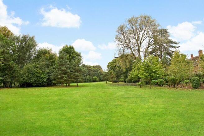 Communal Grounds