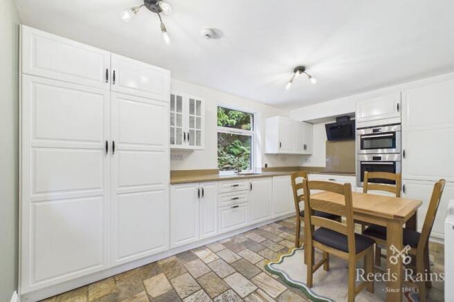 3 bed End of Terrace for sale Image 9