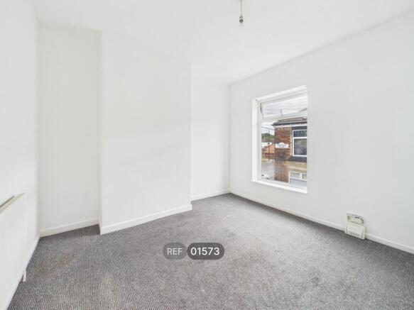 2 bed Terraced to rent Image 11