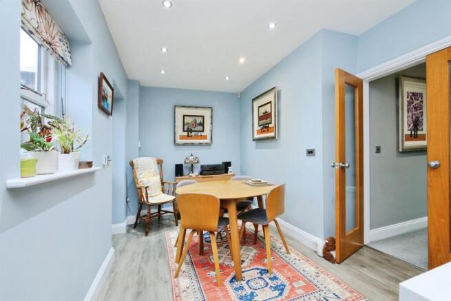 4 bed End of Terrace for sale Image 6