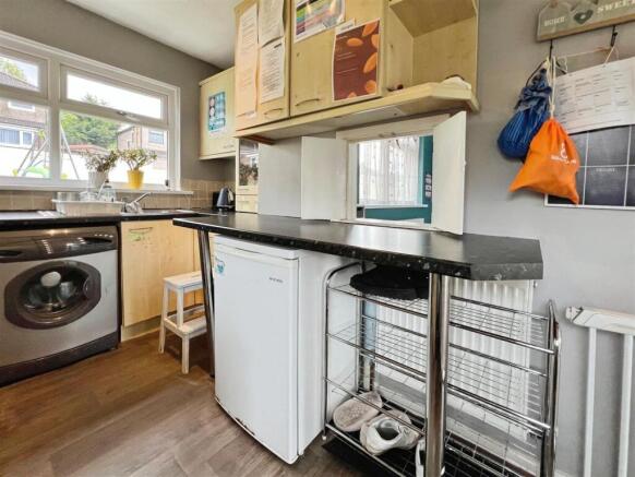3 bed Semi-Detached for sale Image 7