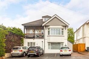 Flat 4, 1 Colindale, Richmond Park Avenue, Bournemouth BH8 9DL