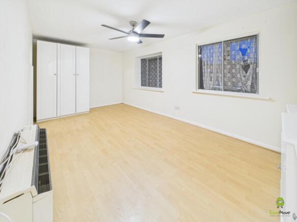 Presented by Clinton at EweMove Bexleyheath and Da