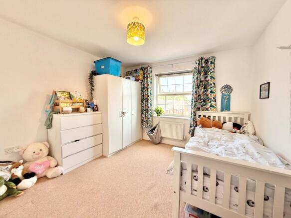 2 bed Flat to rent Image 10