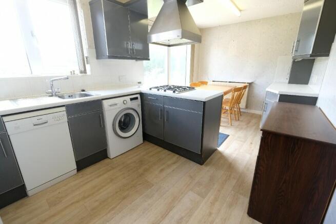 KITCHEN DINING ROOM