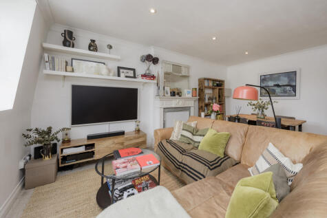 1 bedroom flat for rent in Sinclair Road, London, UK, W14