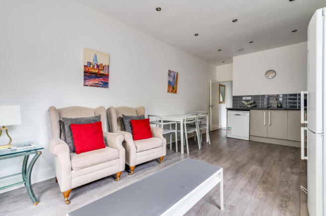 Mostyn Avenue