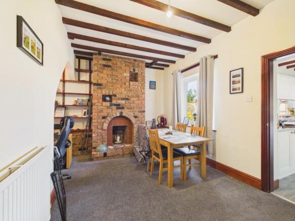2 bed Semi-Detached for sale Image 6