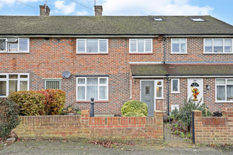 Westall Road, Loughton, Essex, IG10