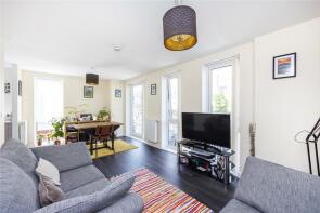 Flat 101, String Court, Copenhagen Place, London E14 7DA
