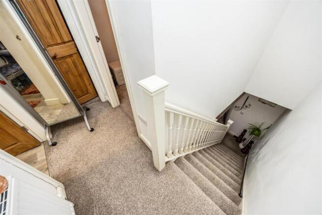 2 bed Terraced for sale Image 6