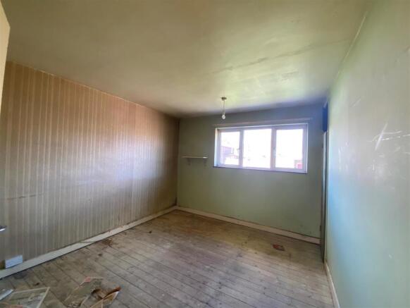 bedroom1.0.jpg