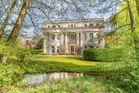 Tewin Water House, Tewin, Welwyn, Hertfordshire