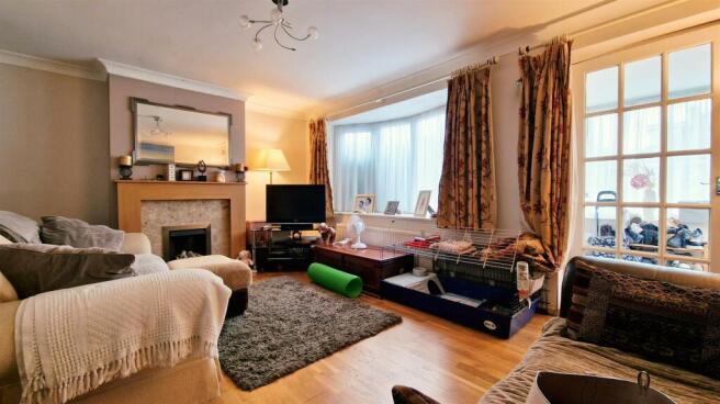 Living Room.jpg