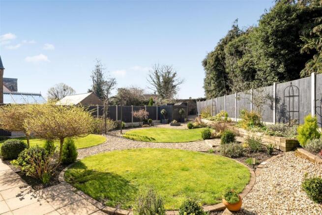 garden.jpg
