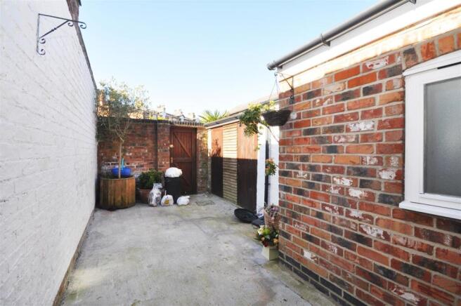 REAR COURTYARD