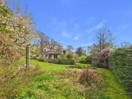 Salehurst, Lower Broad Oak Road, Ottery St. Mary EX11 1XH