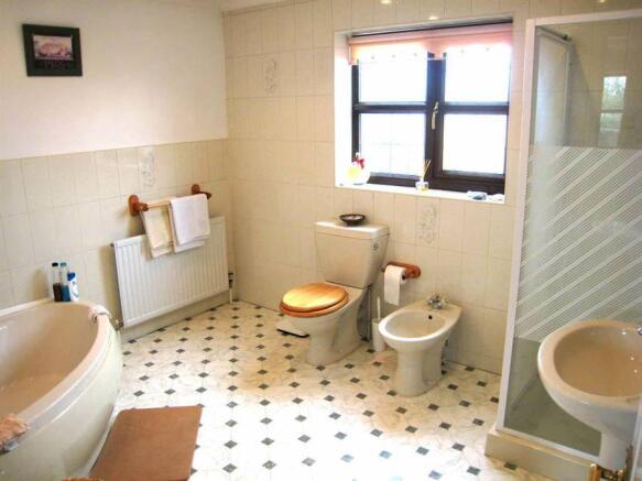Photo 9