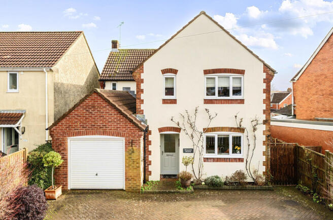 1418782-1-69a1784...