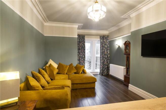 6 bed Terraced to rent Image 10