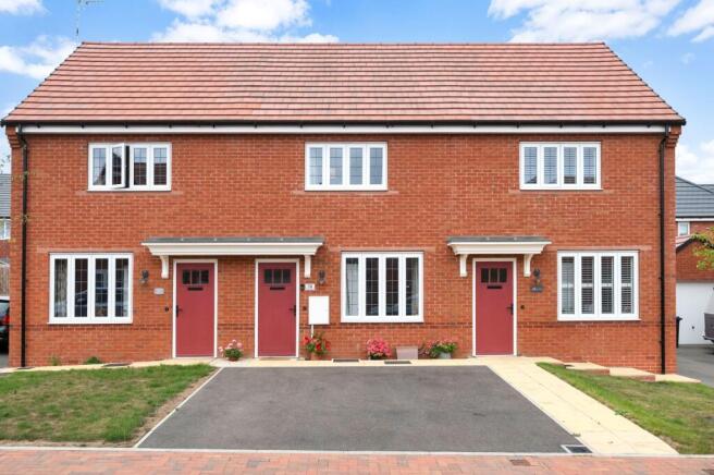2-bed terraced on Wynn Drive, Melton Mowbray, LE13, £210,000