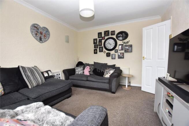 3 bed Semi-Detached for sale Image 12