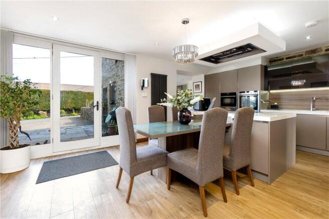 Kitchen Diner 1